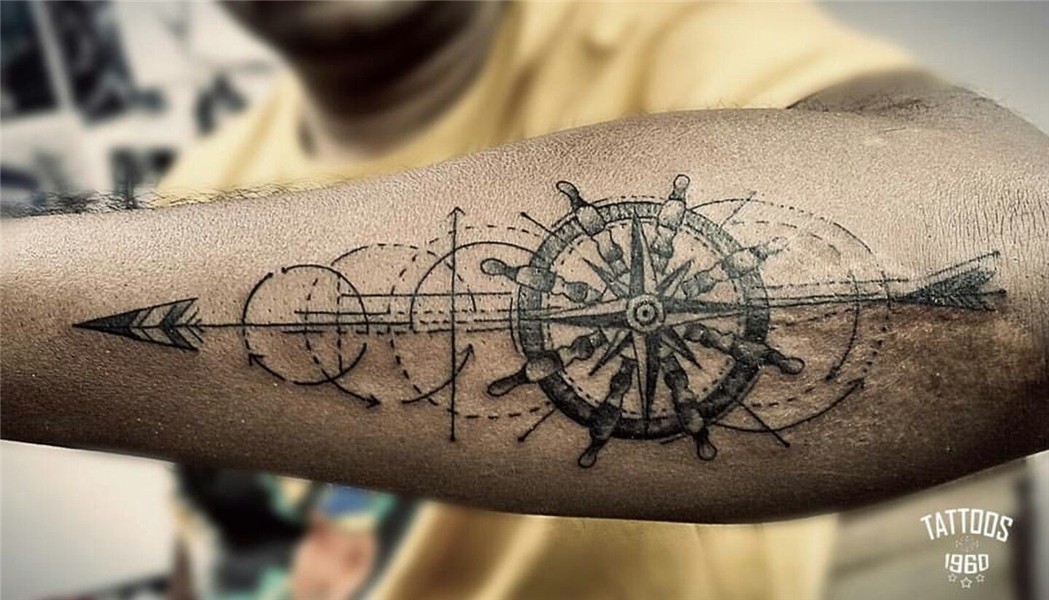 100+ Awesome Compass Tattoo Ideas - TheTellMeWhy Compass tat