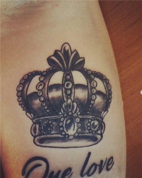 108 Crown Tattoo Designs for the King and Queen Crown tattoo
