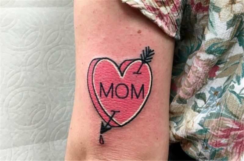 10 mom tattoos that are actually super on-trend - HelloGiggl
