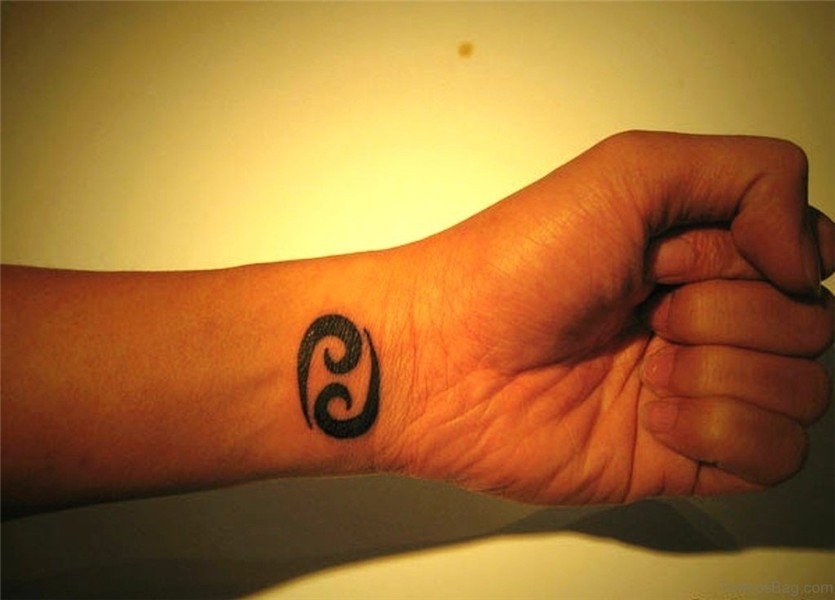 15 Zodiac Wrist Cancer Tattoos