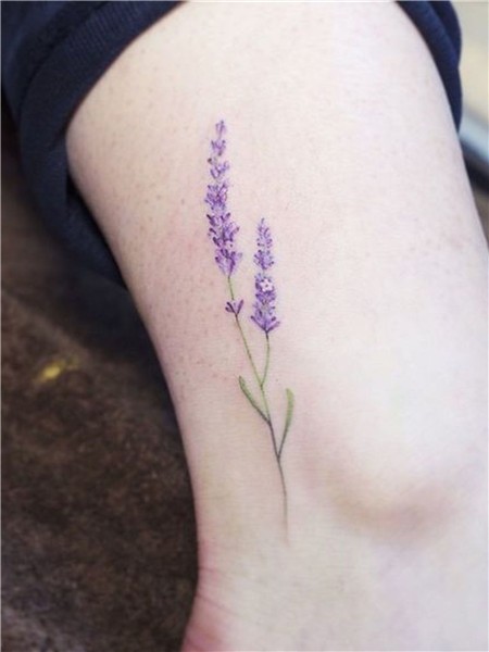 16 Delicate Flower Tattoos Just In Time For Your New Spring