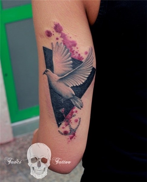 190 Dove Tattoo: Drawings and Meaning - TattooViral.com Your