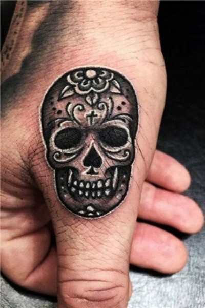 25 tatuagens de caveira mexicana Tatuagens na mão para homen