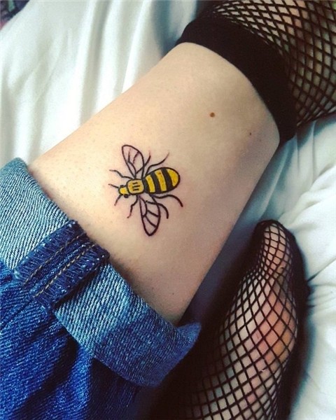 40 Beautiful Bee Tattoo Designs And Ideas For Everyone - Blu