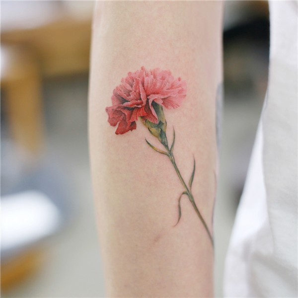 40 Tattoos for Women of All Ages - TattooBlend