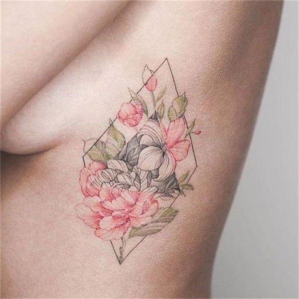 45 Charming Side Boob Floral Tattoo Designs You Would Love T