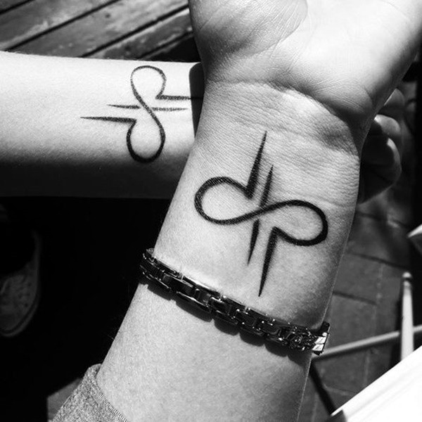 45 Feeling-Full Brother and Sister Tattoos that make You Fee