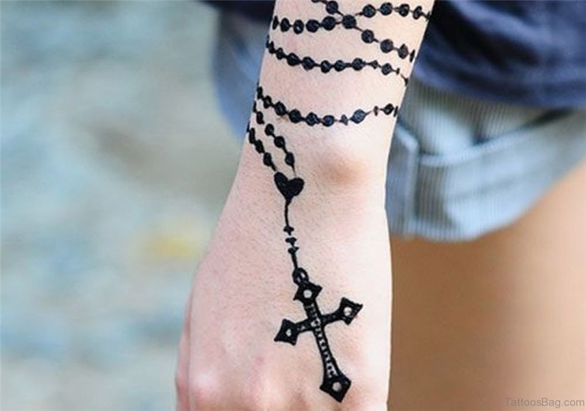 46 Amusing Arm Band Tattoos On Wrist