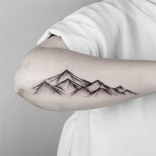 46 Magnificent Mountain Tattoo Designs - TattooBloq Geometri
