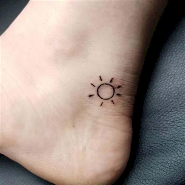 49 Small tattoo ideas for women to inspire you - glitterous.