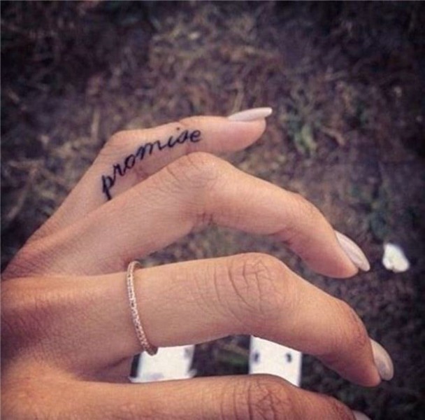 50 delicate and tiny finger tattoos to inspire your first (o
