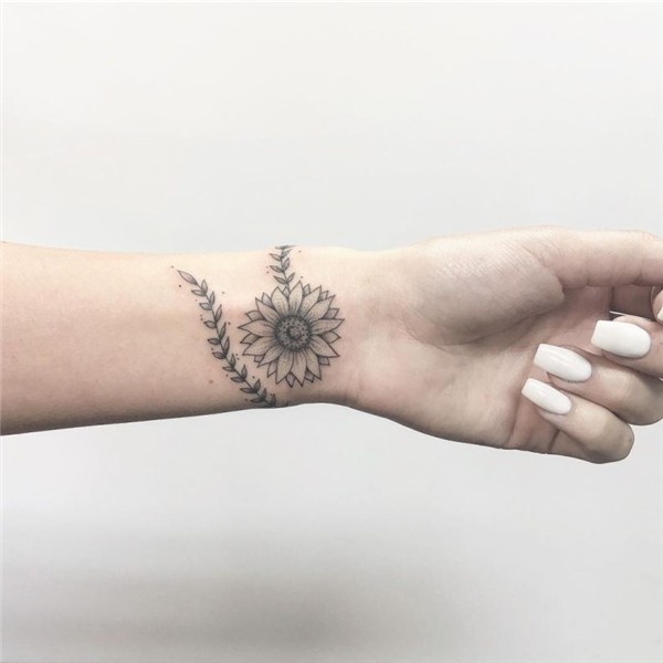 55+ Most Beautiful Sunflower Tattoos Ideas For Women in 2021