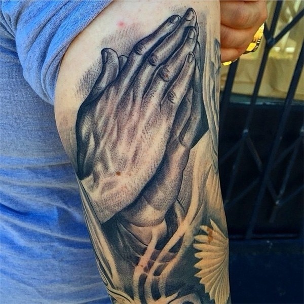 65+ Images OF Praying Hands Tattoos - Way to God
