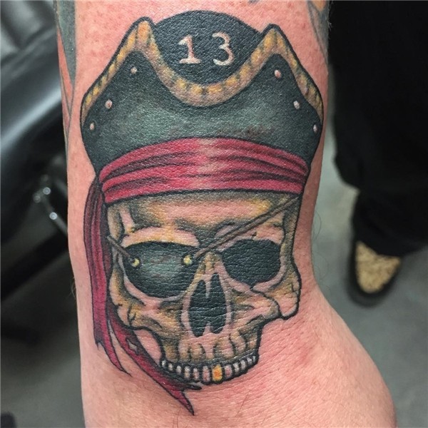 75+ Amazing Masterful Pirate Tattoos Designs & Meanings - 20