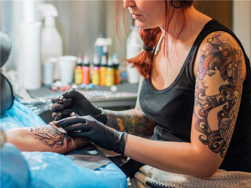 8 things tattoo artists want people to know