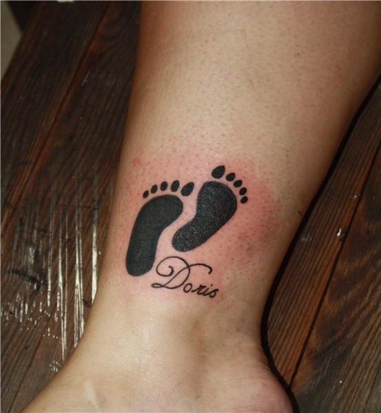 Ankle Name Tattoo Ideas Ankle tattoo designs, Rib tattoos fo