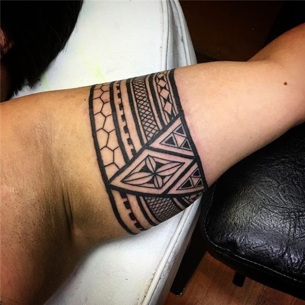 Armband Tattoos Tatouage, Tatouage mahori, Tatouage biceps