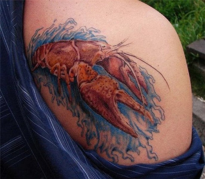 Awesome crab tattoo on right shoulder back - Tattoos Book -