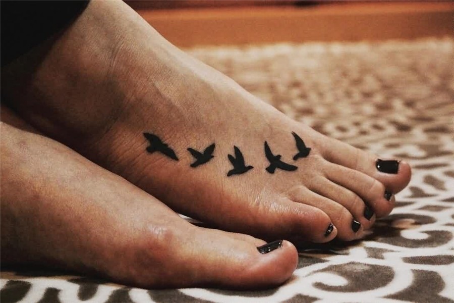 Bold Bird Tattoo On Foot - Segerios.com
