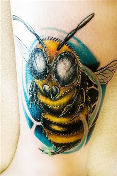 Bumblebee tattoo photo - Tattoos Book - 65.000 Tattoos Desig