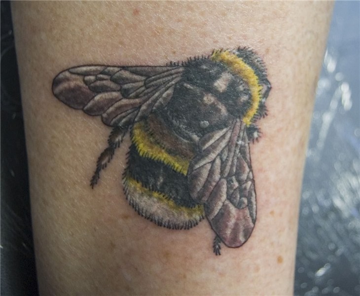 Bumblebee tattoos - Tattoo Ideas