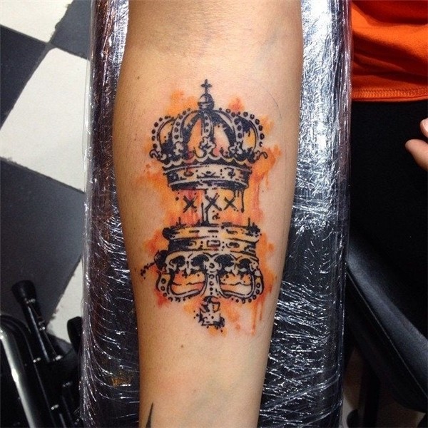 Dutch crowns watercolor tattoo Tattoos, Windmill tattoo, Dut