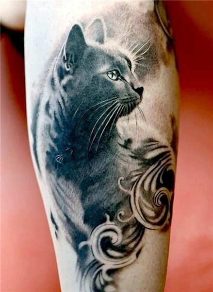 Eine unserer Indepen für Tattoo-Katzen ist eine graue Katze