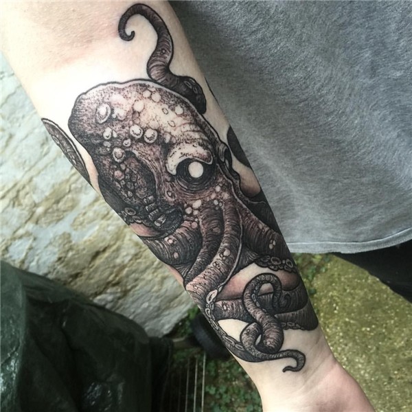 Electric Lady Tattoo Octopus tattoos, Kracken tattoo, Kraken