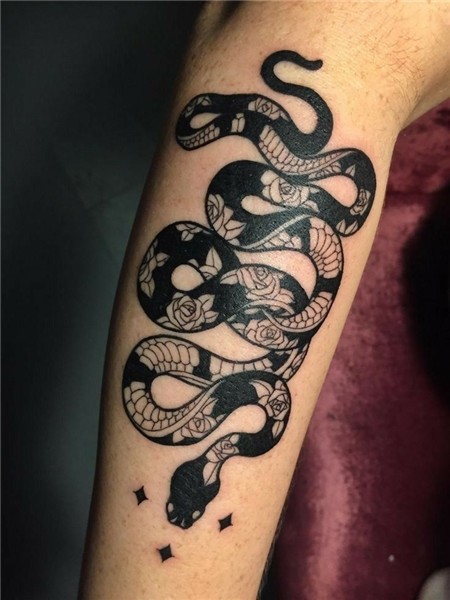 Floral snake Tattoos, Cool tattoos, Snake tattoo design