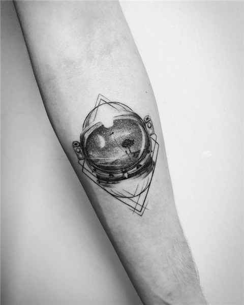 Geometric Tattoo Astronaut tattoo, Tattoos, Space tattoo