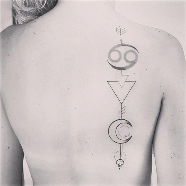 Geometric tattoo. Cancer, water & moon. Horoscope #geometric