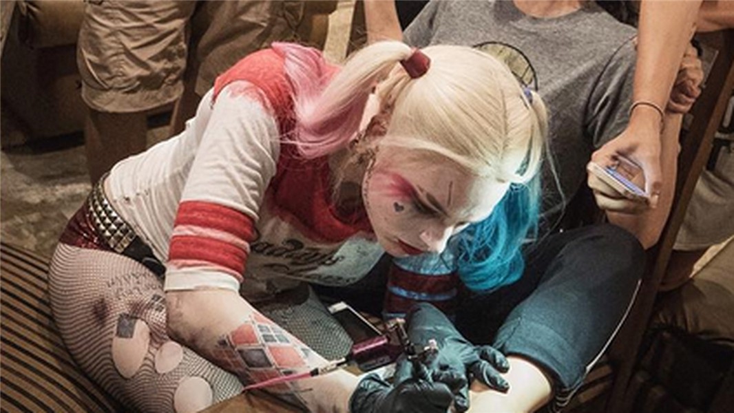 Harley Quinn actress reportedly gave Suicide Squad cast and