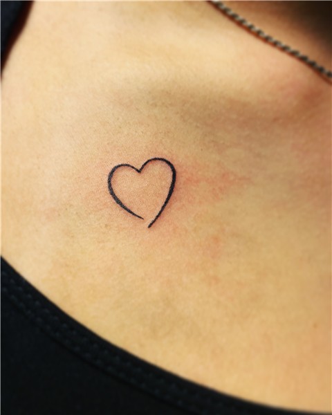 Heart tattoo Mini tattoos, Harttatoeages, Tatoeage ideeën