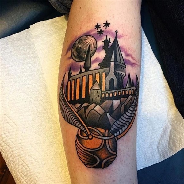 Hogwarts!!! #harrypottertattoo #hogwarts #goldensnitch #jkro