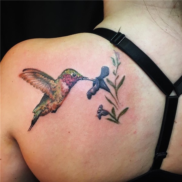 Hummingbird Tattoo 61 #ILoveTattoos! Hummingbird tattoo, Sle