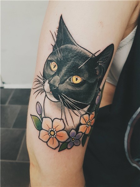 I got my cat tattooed on my arm today! Done by Marielle @ BL