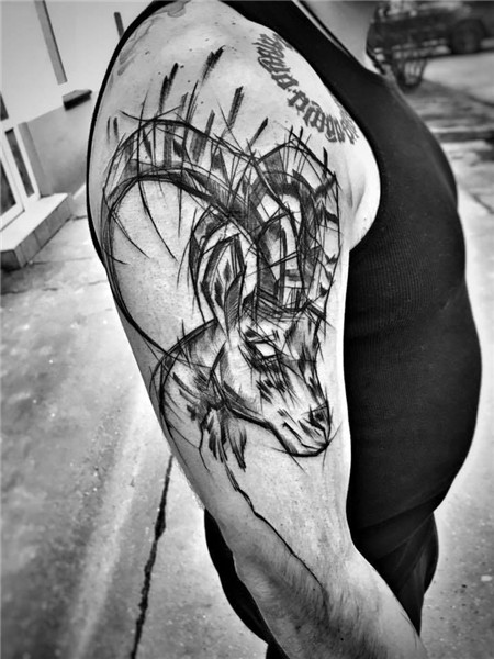 Inez Janiak sketch tattoos Tatuajes capricornio, Cuervo tatu