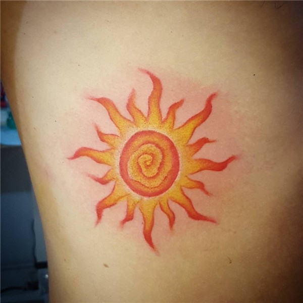 Just a sun #tattoo #tatuaje #sun #sol #sunset #colorpencil #