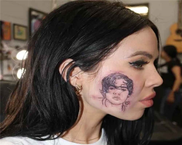 Kelsy Karter gets Harry Styles' face tattooed on her cheek
