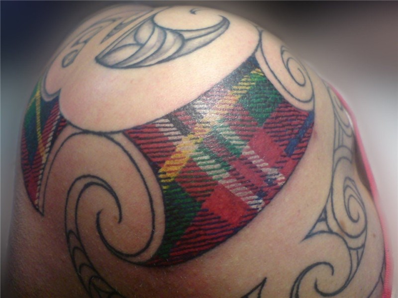 MAORI POLYNESIAN TATTOO: Maori/Scottish Tartan Tattoo Scotti