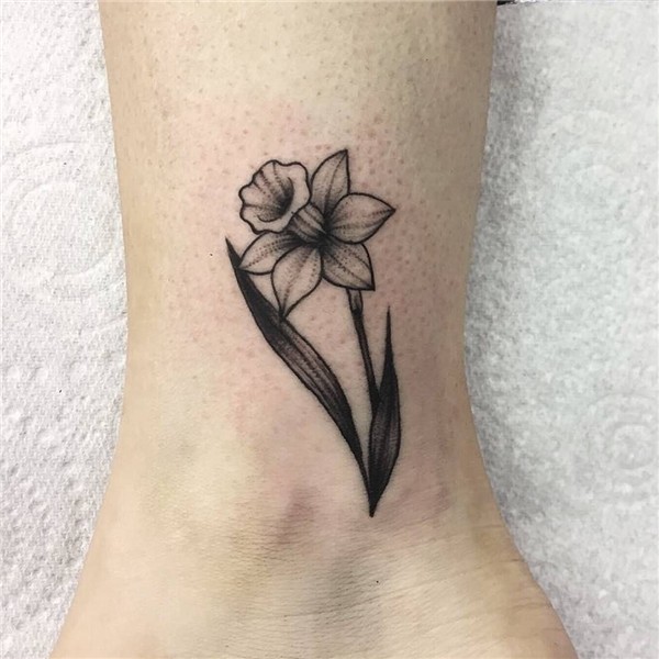 Mini ankle daffodil. Thank you Kayleigh. Daffodil tattoo, Ta
