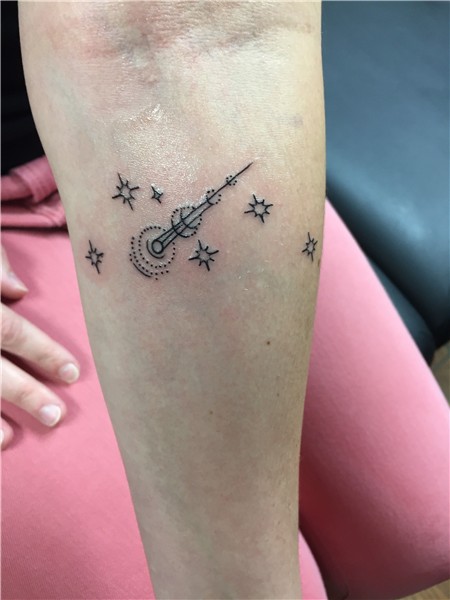 My shooting star tattoo Shooting star tattoo, Simple tattoos