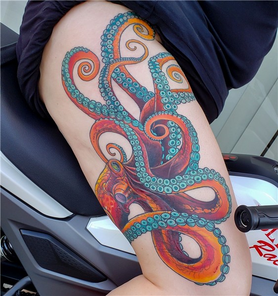 Octopus by Adam Sky, Hold Fast Tattoo CA Octopus tattoo desi