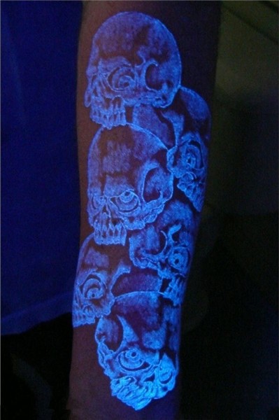 Pin by Aubrey Sweeney on Tattoos && Piercings Black light ta