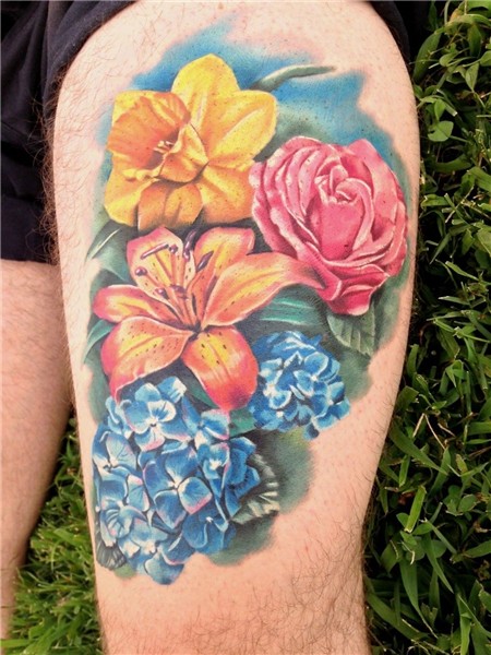 Pin by Julie Birkeland on Tattoo Me Tiny flower tattoos, Daf