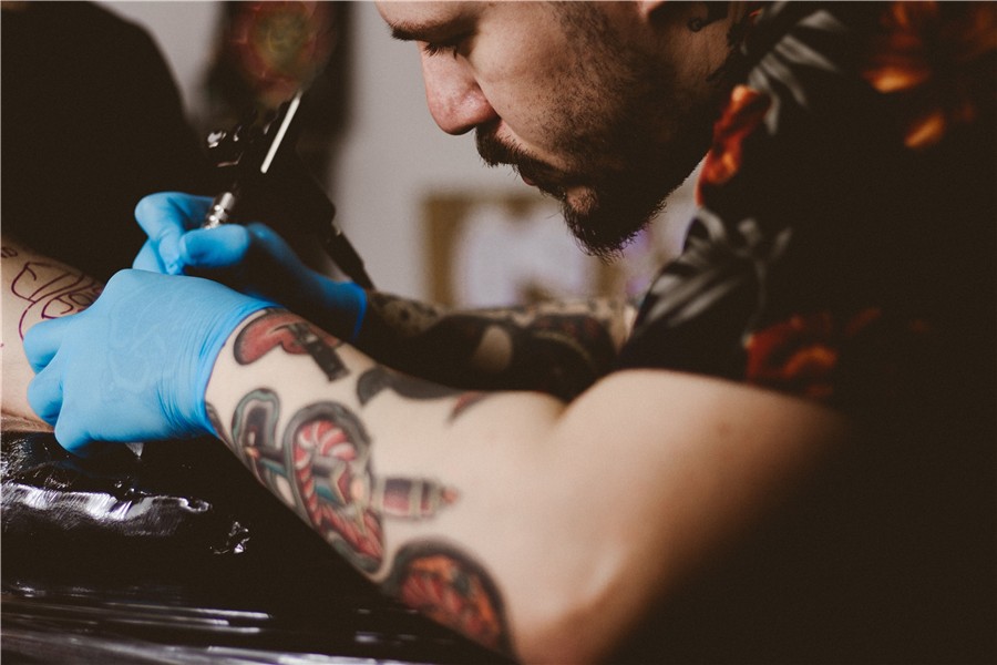 Pin by Mad Rabbit Tattoo on Tattoo Artist First tattoo tips,