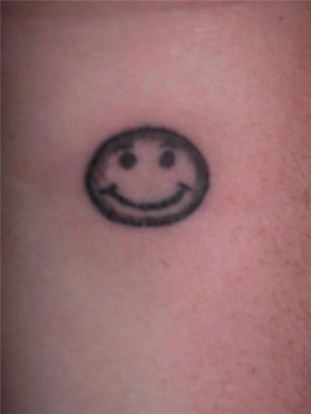 Pin by Rita Crow on Things I Love Smiley face tattoo, Tattoo