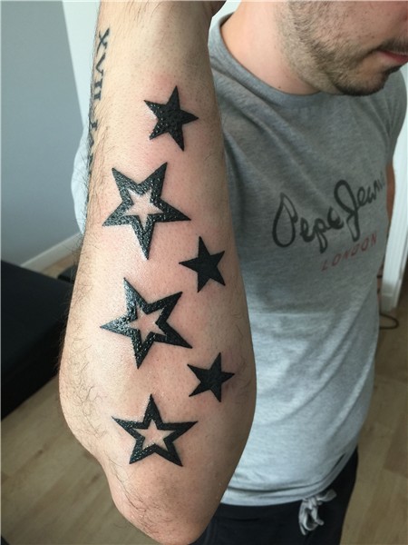 Pin by Shoes on Tattoo by me Star tattoos for men, Star tatt