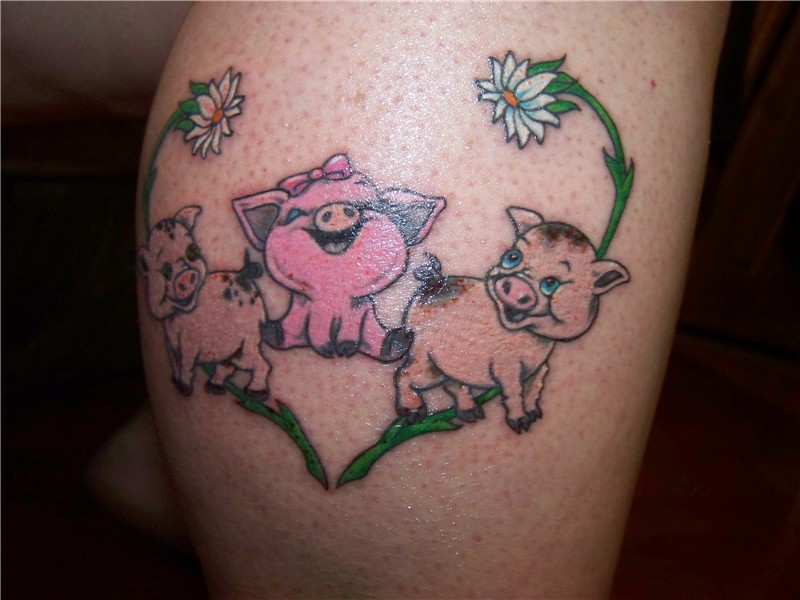 Pin by angie sensenig on Tattoos Pig tattoo, Flying pig tatt