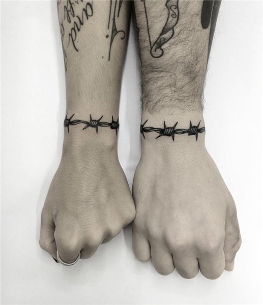 Pin de Wilmer_de_Vries em Tatoo Tatuagens de arame farpado,